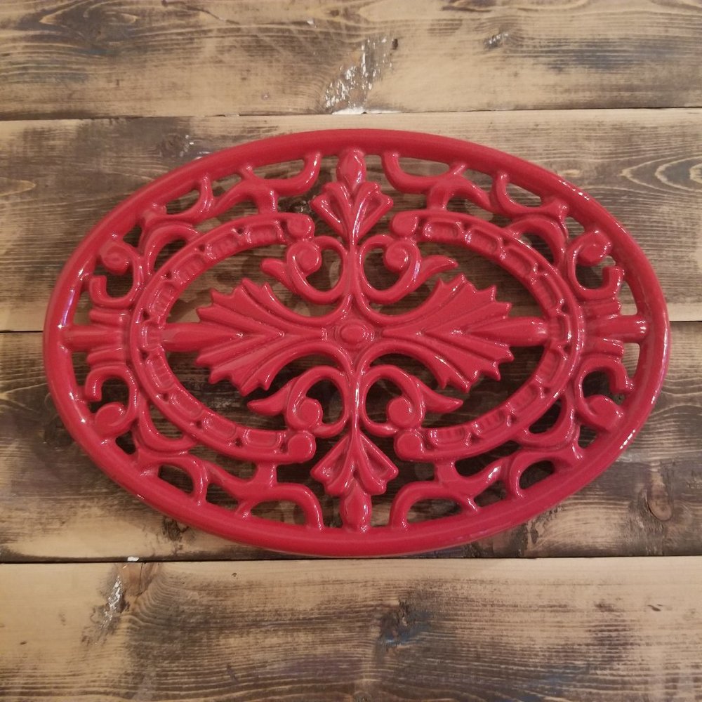 Enameled Cast Iron Trivet in Cerise Red